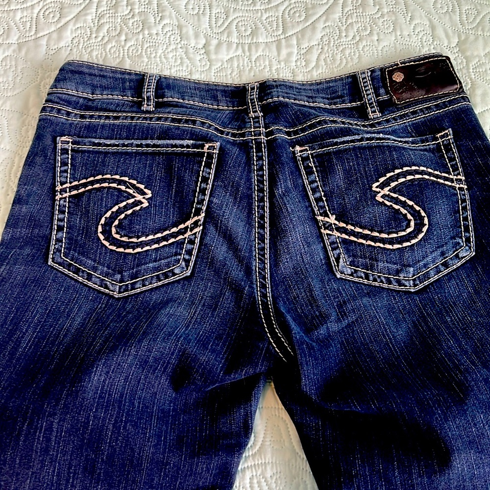 Silver Jeans - Suki Slim Boot, dark with white stitching. *Hemmed to 30.25”